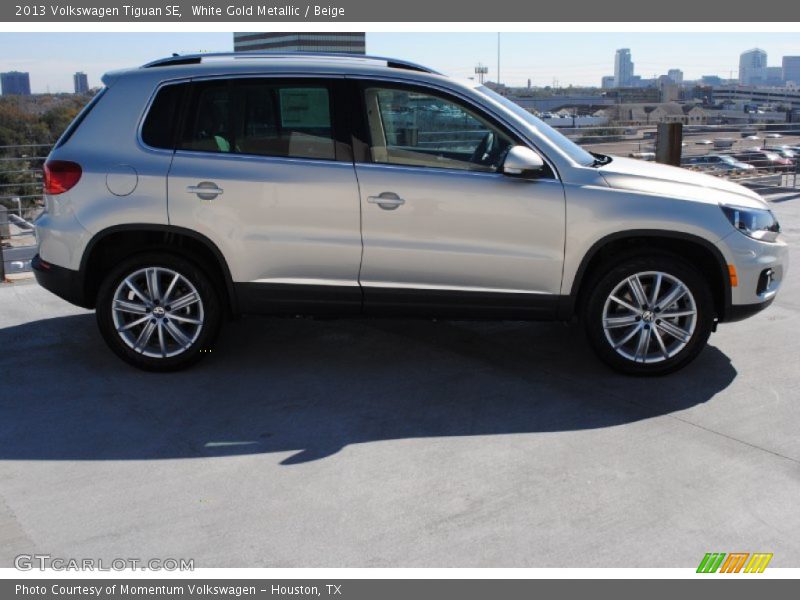 White Gold Metallic / Beige 2013 Volkswagen Tiguan SE