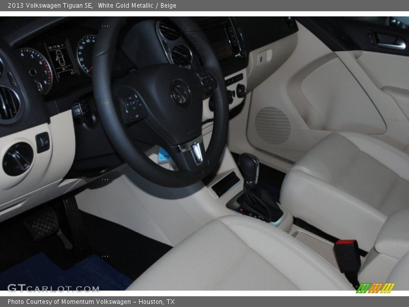 White Gold Metallic / Beige 2013 Volkswagen Tiguan SE