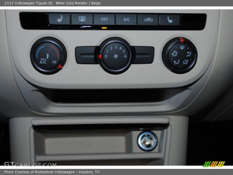 White Gold Metallic / Beige 2013 Volkswagen Tiguan SE