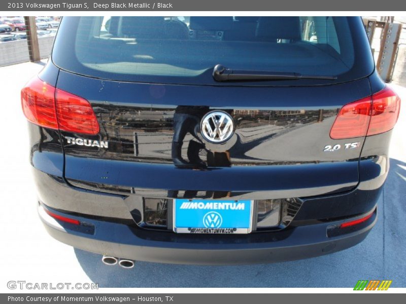 Deep Black Metallic / Black 2013 Volkswagen Tiguan S