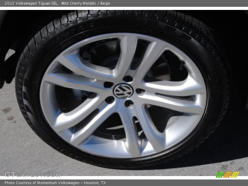 Wild Cherry Metallic / Beige 2013 Volkswagen Tiguan SEL