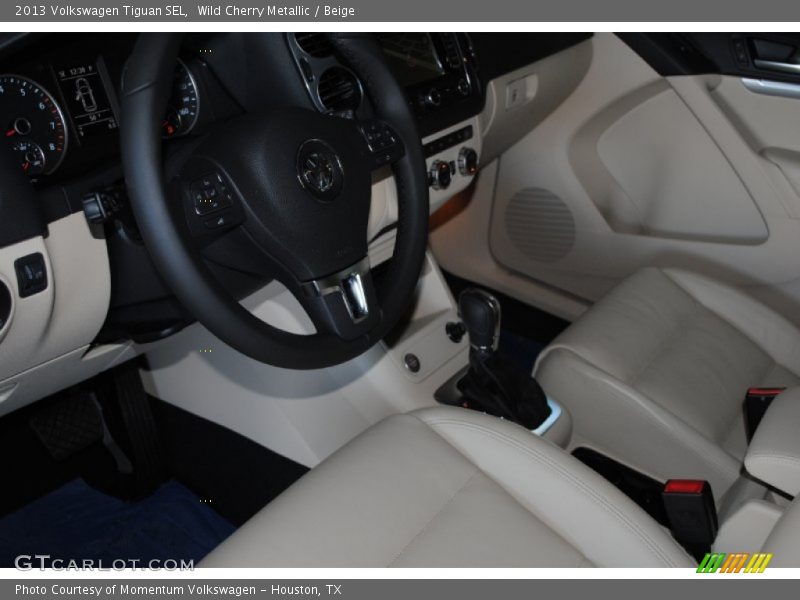 Wild Cherry Metallic / Beige 2013 Volkswagen Tiguan SEL