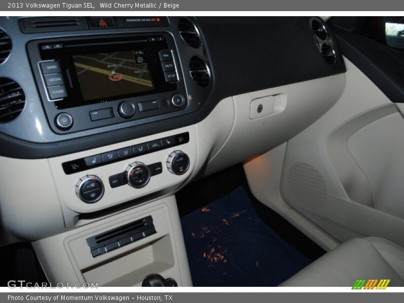 Wild Cherry Metallic / Beige 2013 Volkswagen Tiguan SEL