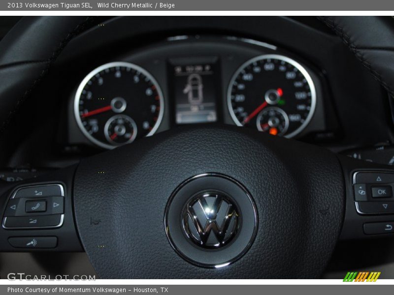 Wild Cherry Metallic / Beige 2013 Volkswagen Tiguan SEL