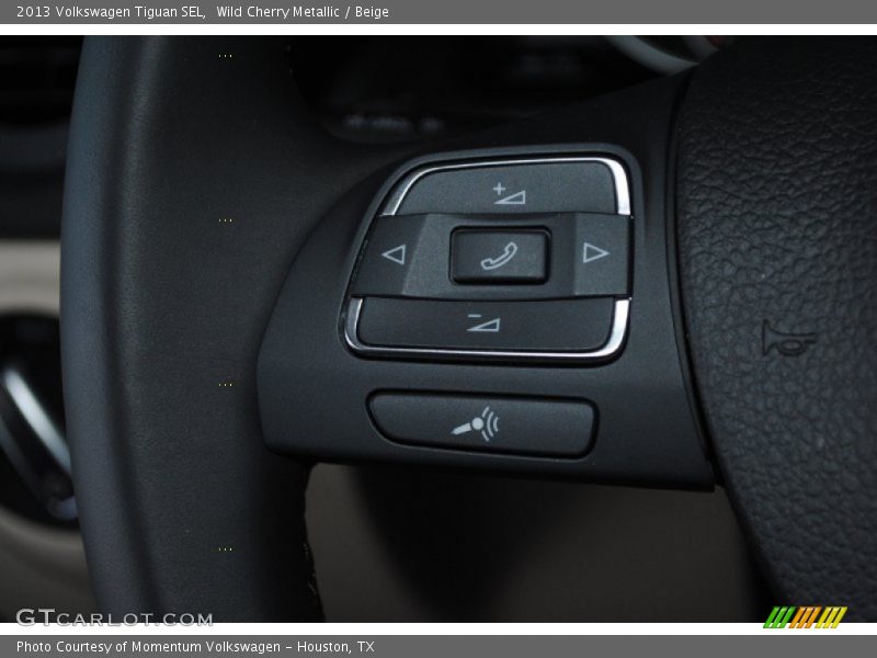Wild Cherry Metallic / Beige 2013 Volkswagen Tiguan SEL