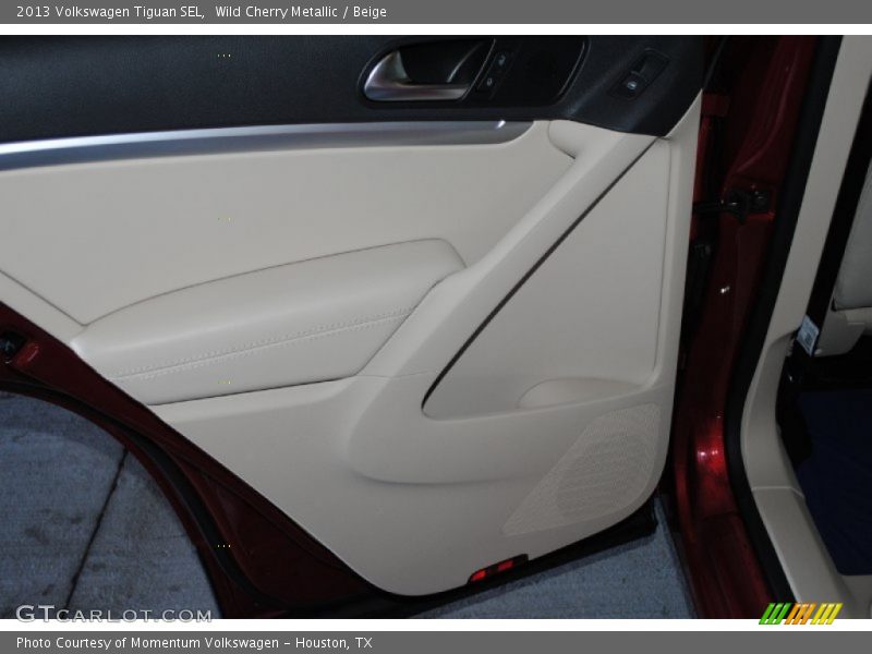 Wild Cherry Metallic / Beige 2013 Volkswagen Tiguan SEL