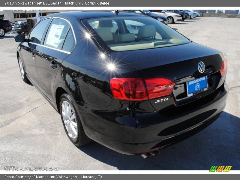 Black Uni / Cornsilk Beige 2013 Volkswagen Jetta SE Sedan