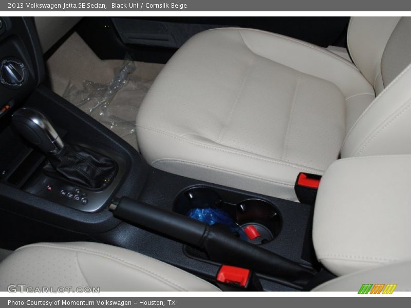 Black Uni / Cornsilk Beige 2013 Volkswagen Jetta SE Sedan