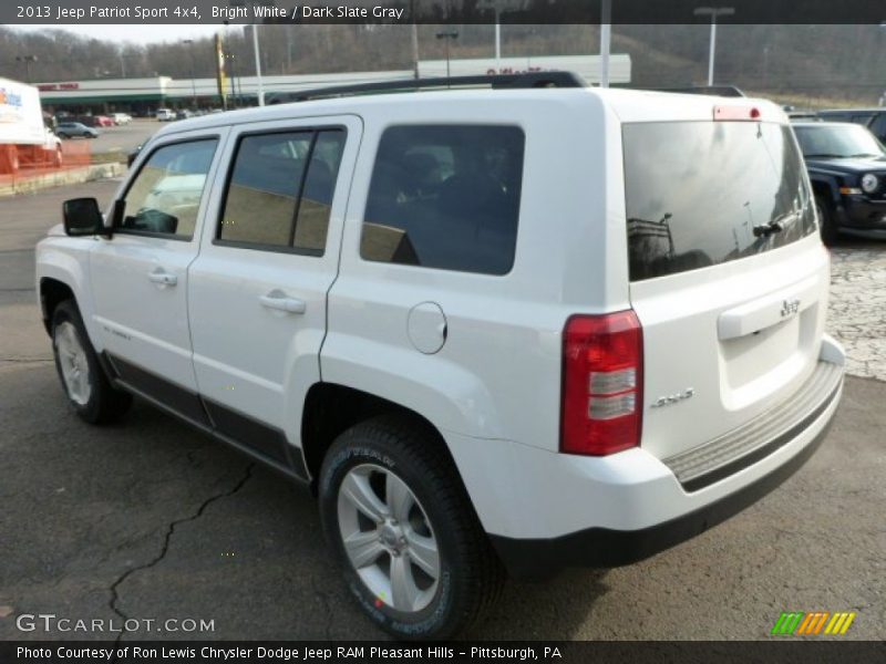 Bright White / Dark Slate Gray 2013 Jeep Patriot Sport 4x4