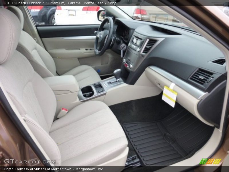 Caramel Bronze Pearl / Ivory 2013 Subaru Outback 2.5i Premium