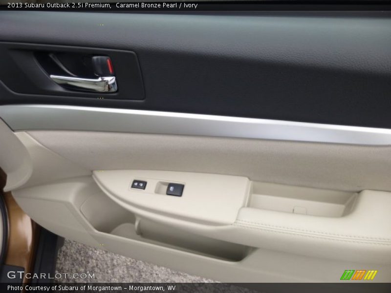 Caramel Bronze Pearl / Ivory 2013 Subaru Outback 2.5i Premium