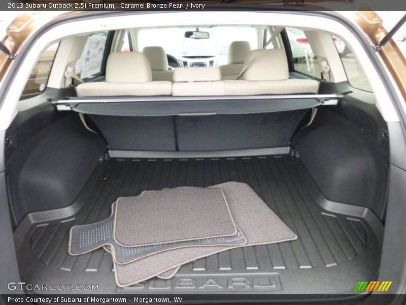 Caramel Bronze Pearl / Ivory 2013 Subaru Outback 2.5i Premium