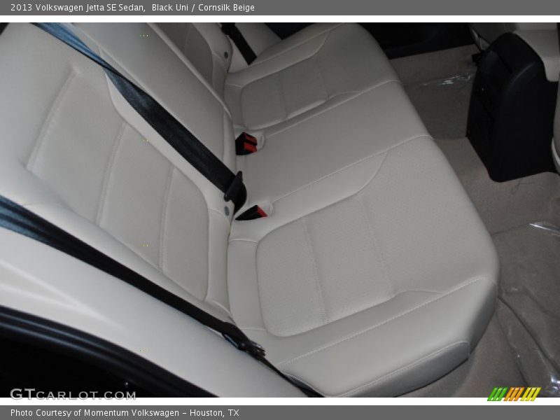 Black Uni / Cornsilk Beige 2013 Volkswagen Jetta SE Sedan