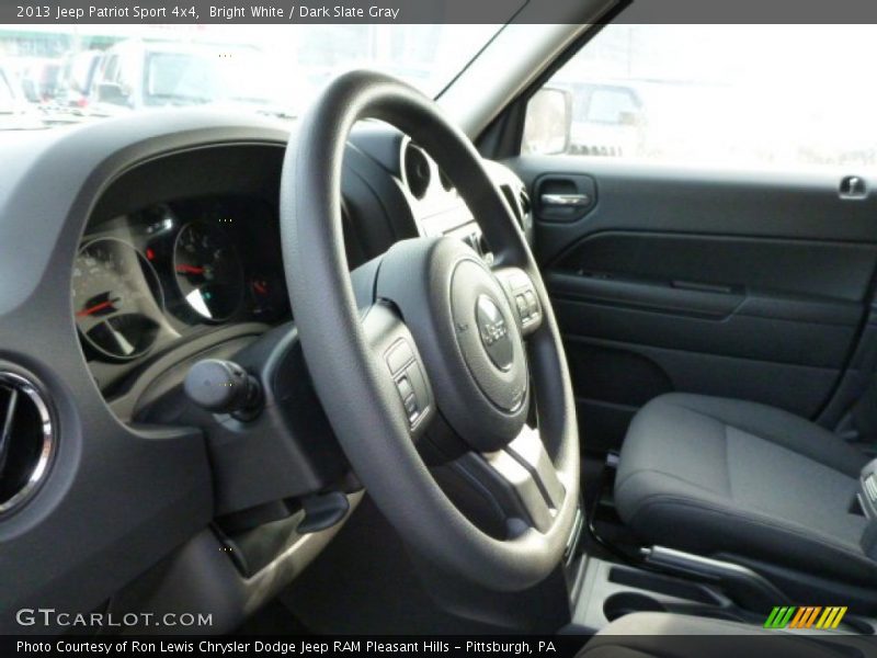Bright White / Dark Slate Gray 2013 Jeep Patriot Sport 4x4