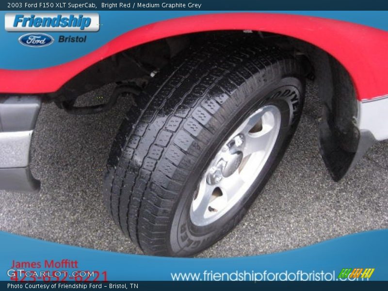 Bright Red / Medium Graphite Grey 2003 Ford F150 XLT SuperCab