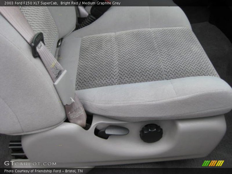 Bright Red / Medium Graphite Grey 2003 Ford F150 XLT SuperCab