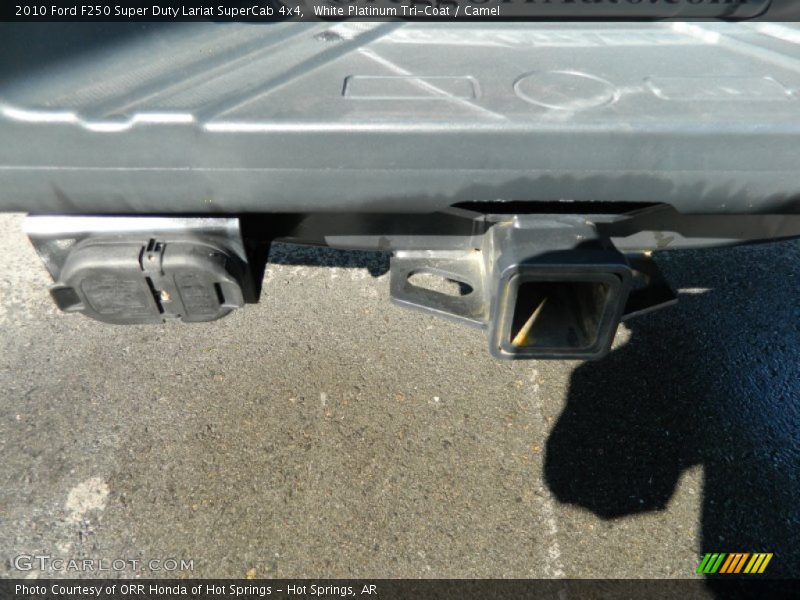 White Platinum Tri-Coat / Camel 2010 Ford F250 Super Duty Lariat SuperCab 4x4