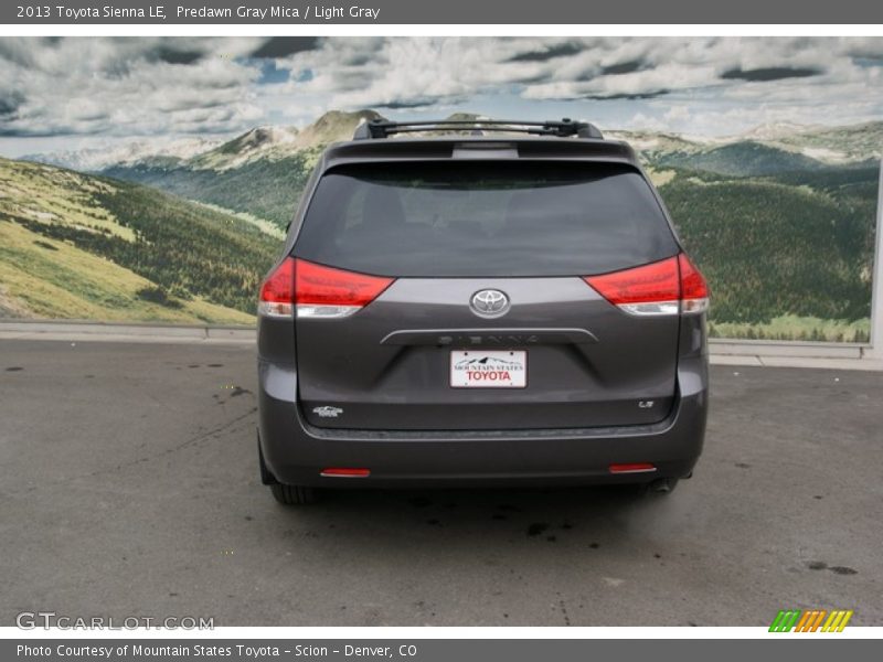 Predawn Gray Mica / Light Gray 2013 Toyota Sienna LE