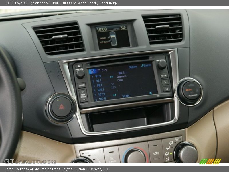 Blizzard White Pearl / Sand Beige 2013 Toyota Highlander V6 4WD