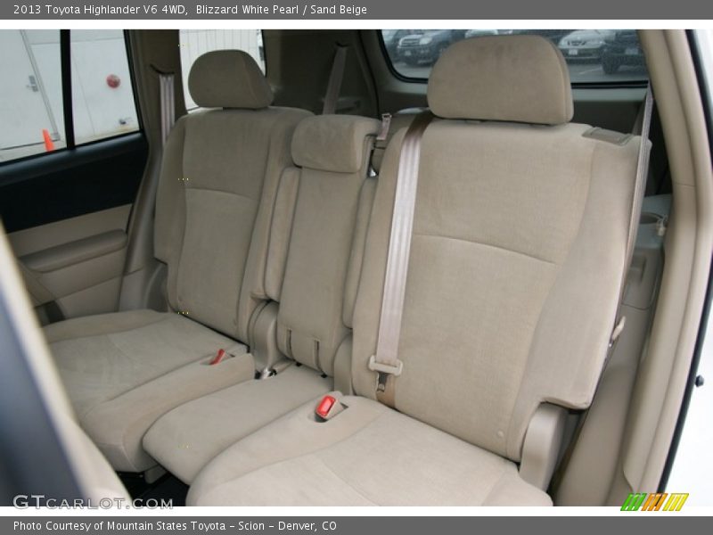 Blizzard White Pearl / Sand Beige 2013 Toyota Highlander V6 4WD