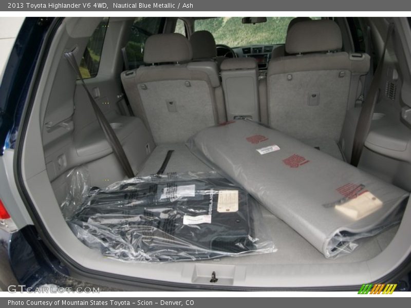 Nautical Blue Metallic / Ash 2013 Toyota Highlander V6 4WD