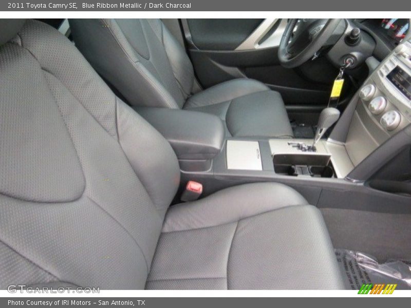 Blue Ribbon Metallic / Dark Charcoal 2011 Toyota Camry SE