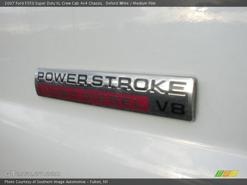 Oxford White / Medium Flint 2007 Ford F350 Super Duty XL Crew Cab 4x4 Chassis
