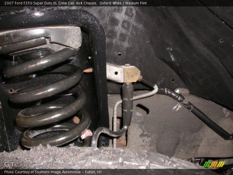 Oxford White / Medium Flint 2007 Ford F350 Super Duty XL Crew Cab 4x4 Chassis