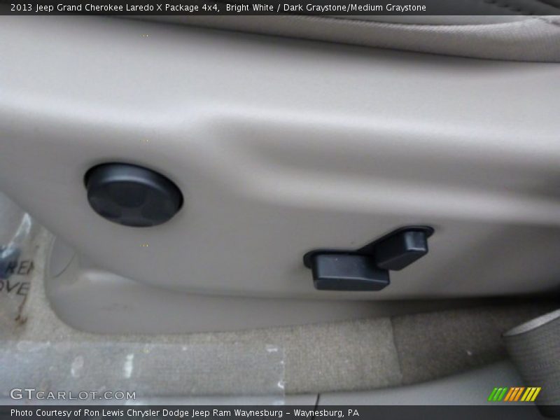 Bright White / Dark Graystone/Medium Graystone 2013 Jeep Grand Cherokee Laredo X Package 4x4