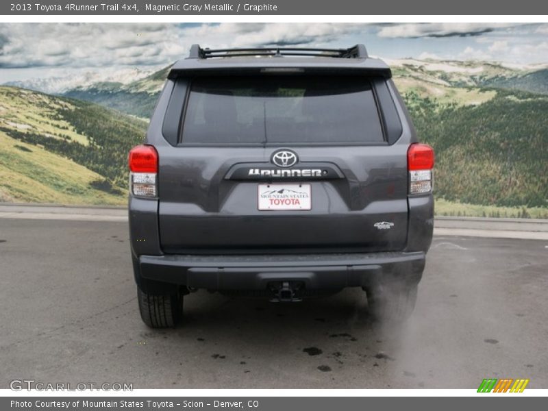 Magnetic Gray Metallic / Graphite 2013 Toyota 4Runner Trail 4x4