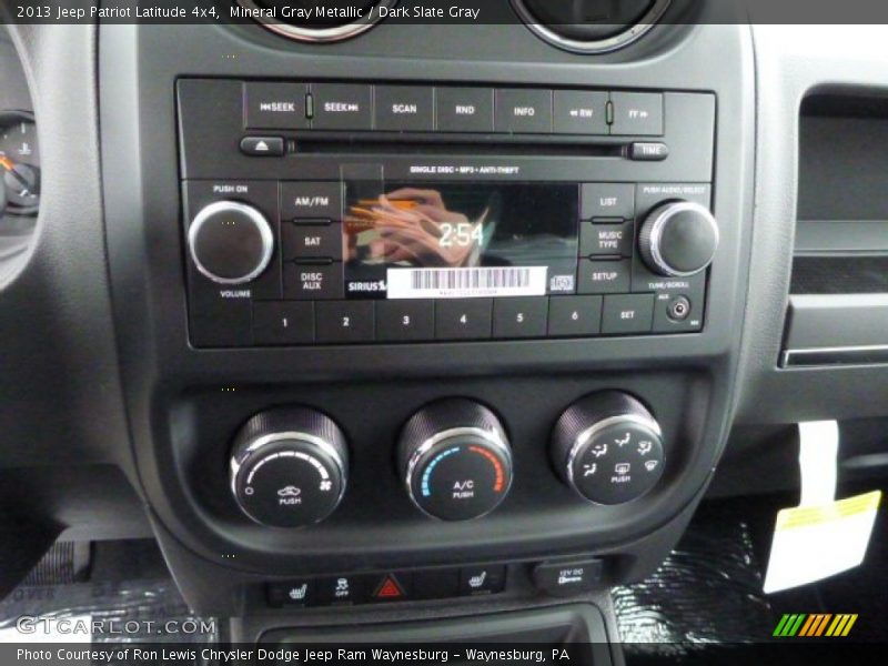 Mineral Gray Metallic / Dark Slate Gray 2013 Jeep Patriot Latitude 4x4