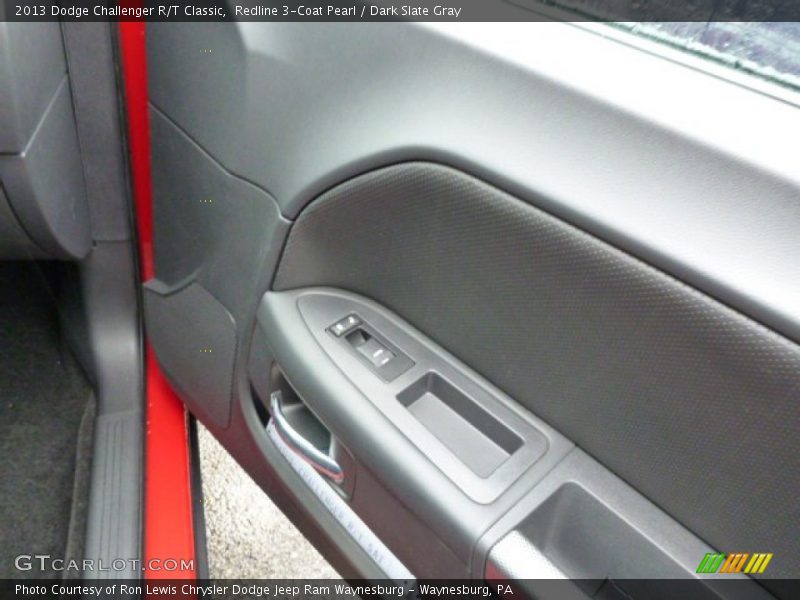 Redline 3-Coat Pearl / Dark Slate Gray 2013 Dodge Challenger R/T Classic