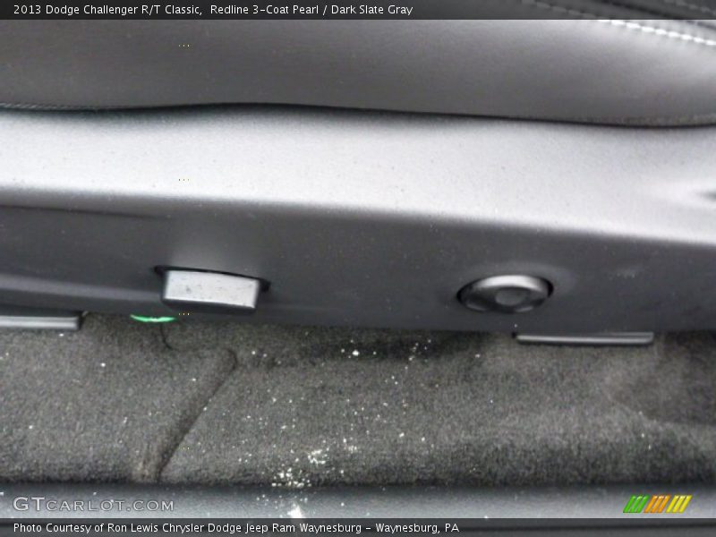 Redline 3-Coat Pearl / Dark Slate Gray 2013 Dodge Challenger R/T Classic
