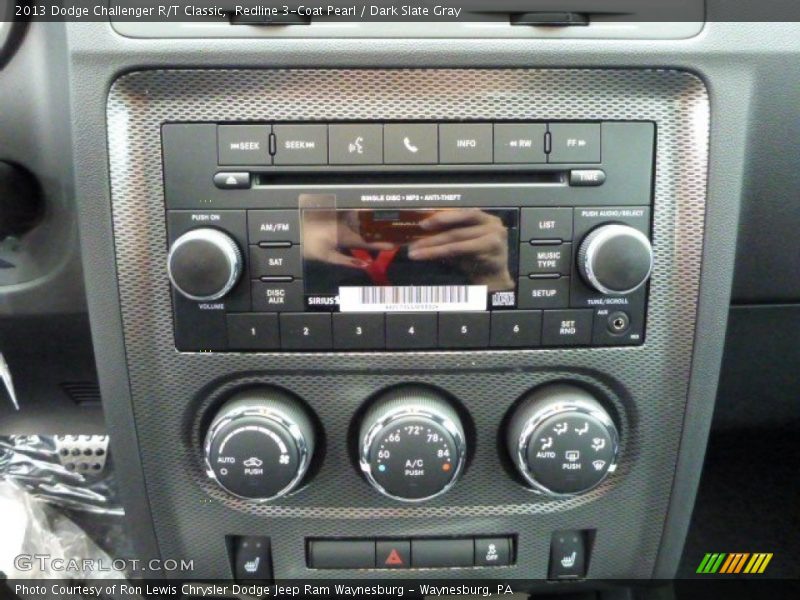 Controls of 2013 Challenger R/T Classic