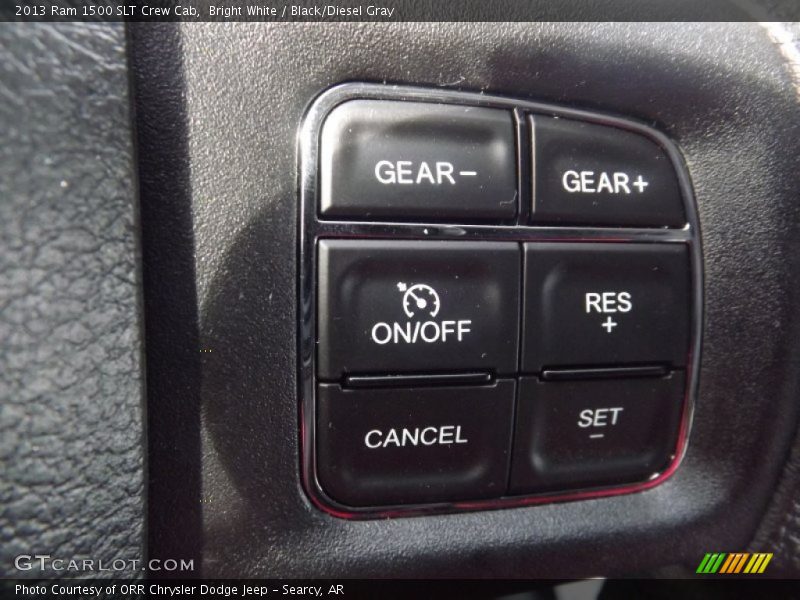 Bright White / Black/Diesel Gray 2013 Ram 1500 SLT Crew Cab