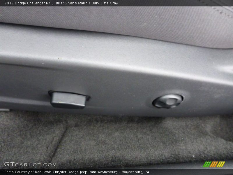 Billet Silver Metallic / Dark Slate Gray 2013 Dodge Challenger R/T