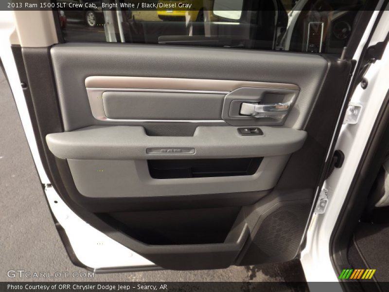 Bright White / Black/Diesel Gray 2013 Ram 1500 SLT Crew Cab