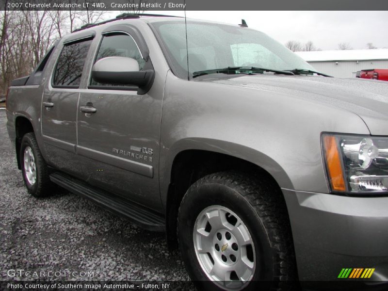 Graystone Metallic / Ebony 2007 Chevrolet Avalanche LT 4WD