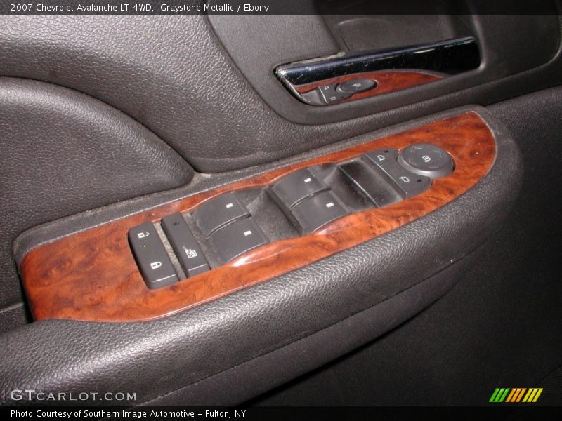 Graystone Metallic / Ebony 2007 Chevrolet Avalanche LT 4WD