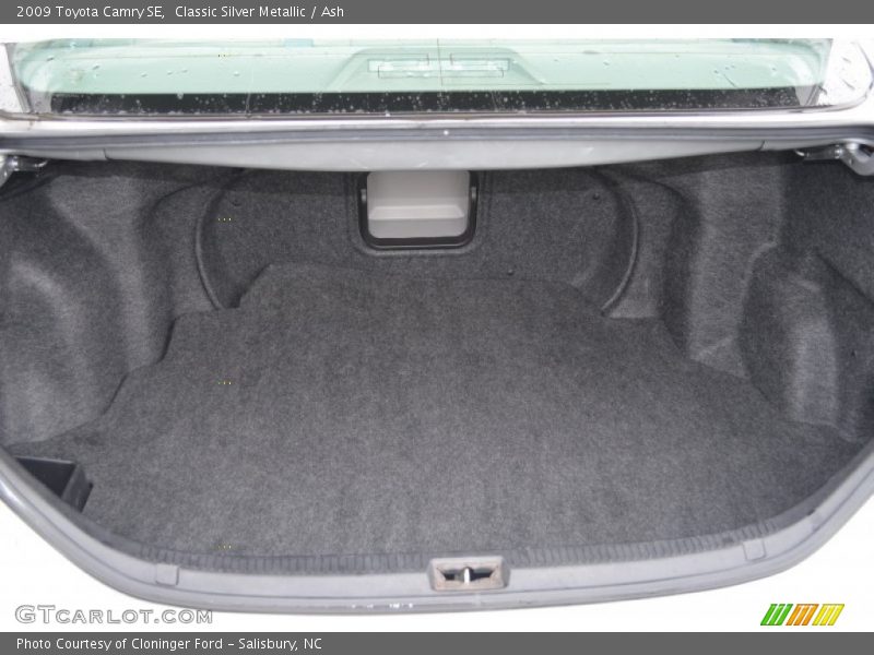  2009 Camry SE Trunk