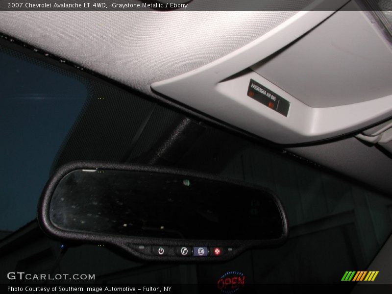 Graystone Metallic / Ebony 2007 Chevrolet Avalanche LT 4WD