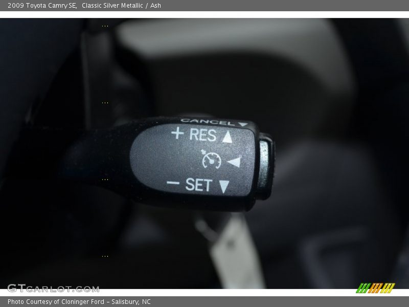 Classic Silver Metallic / Ash 2009 Toyota Camry SE