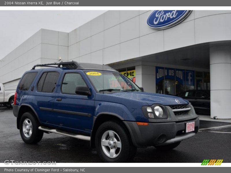 Just Blue / Charcoal 2004 Nissan Xterra XE