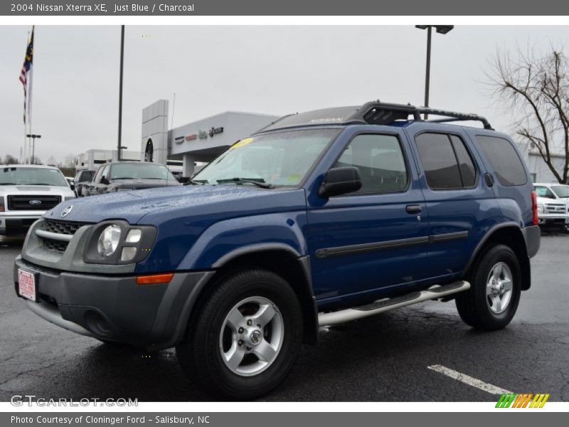 Just Blue / Charcoal 2004 Nissan Xterra XE