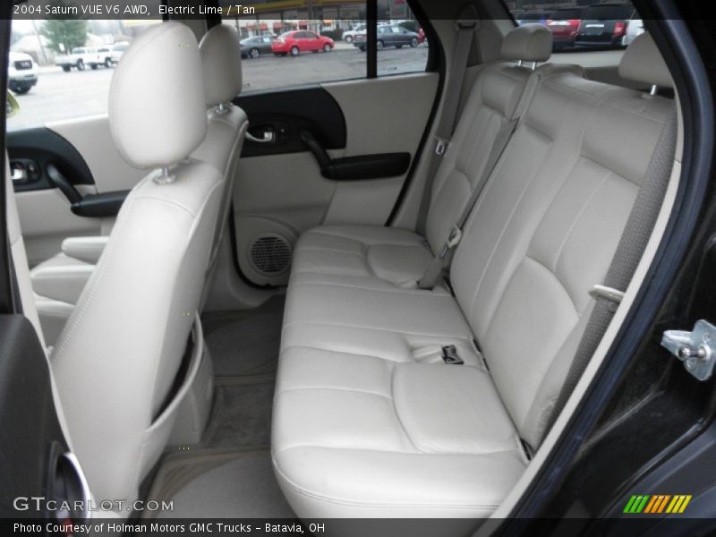 Rear Seat of 2004 VUE V6 AWD