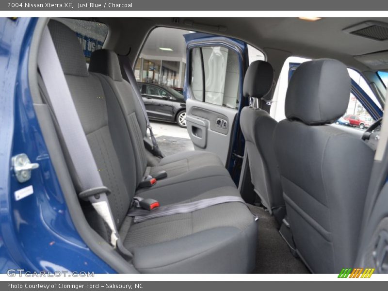 Just Blue / Charcoal 2004 Nissan Xterra XE