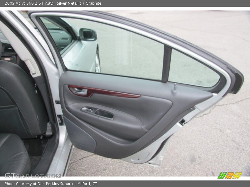 Silver Metallic / Graphite 2009 Volvo S60 2.5T AWD