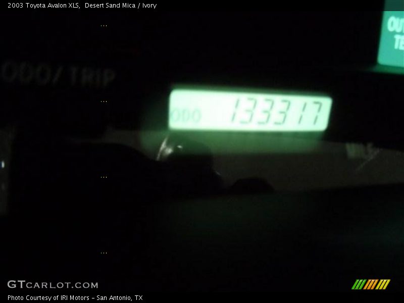Desert Sand Mica / Ivory 2003 Toyota Avalon XLS