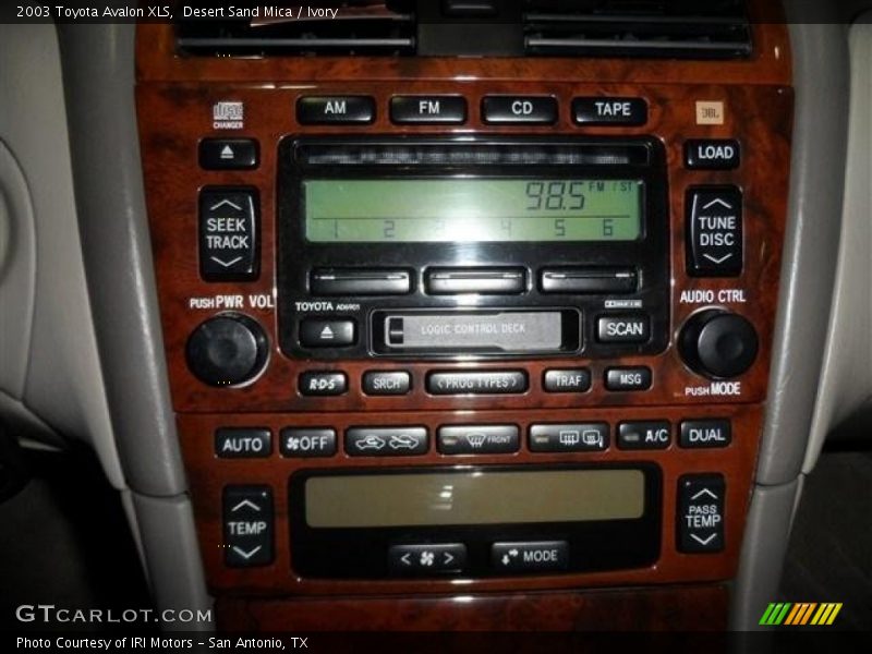 Desert Sand Mica / Ivory 2003 Toyota Avalon XLS