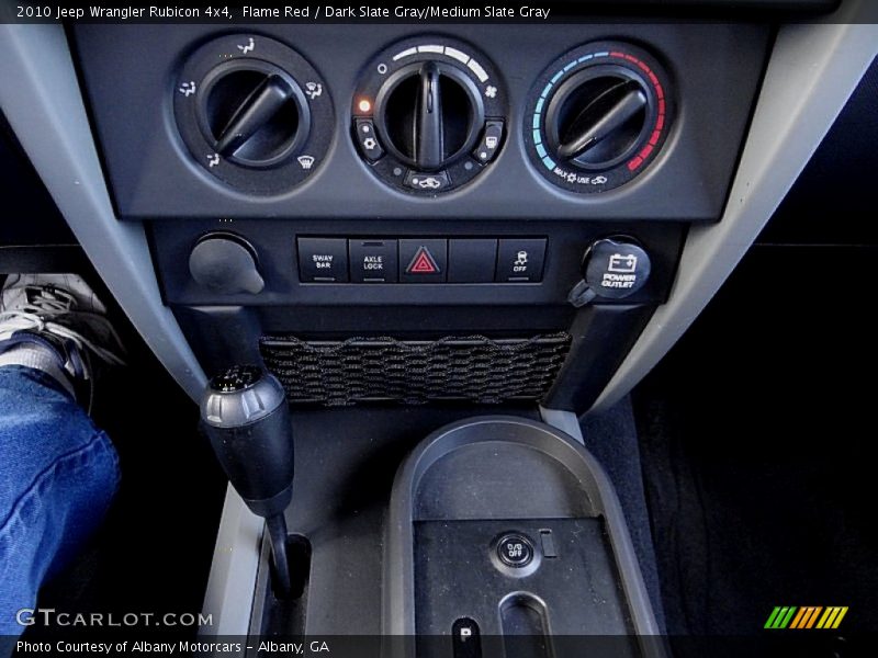 Controls of 2010 Wrangler Rubicon 4x4
